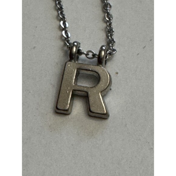 Silver Tone Initial R Pendant Necklace 24 Inch Chain Personalized Letter Pendant - Picture 5 of 7